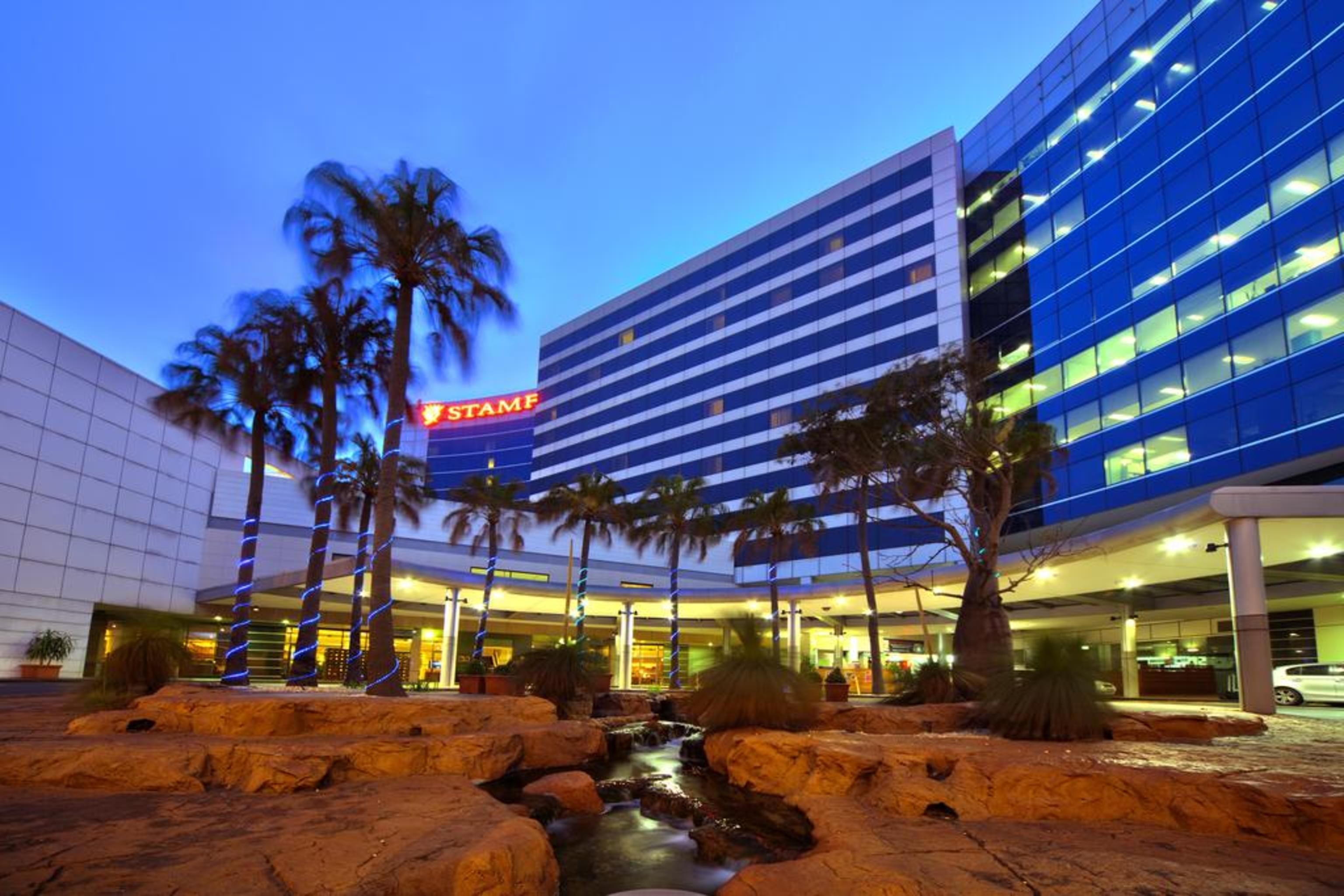 Stamford Plaza Sydney Airport Hotel & Conference Centre Exterior foto